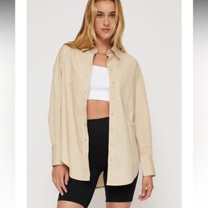 H&M divided Oversized Poplin Shirt size XS over long sleeves‎ buttons up beige